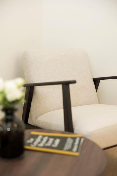 Apartment Elegance - Heart Of